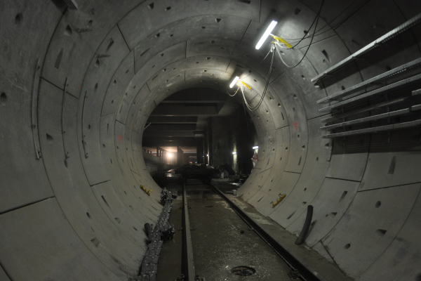 Budapest, M4 metró, alagút, bélyegkép