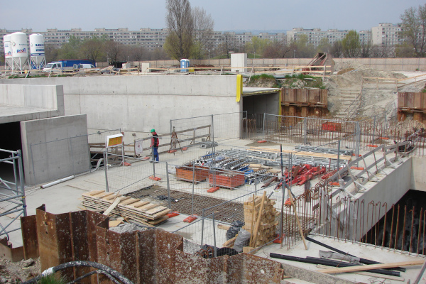 Budapest, M4 metró, Bikás park, bélyegkép