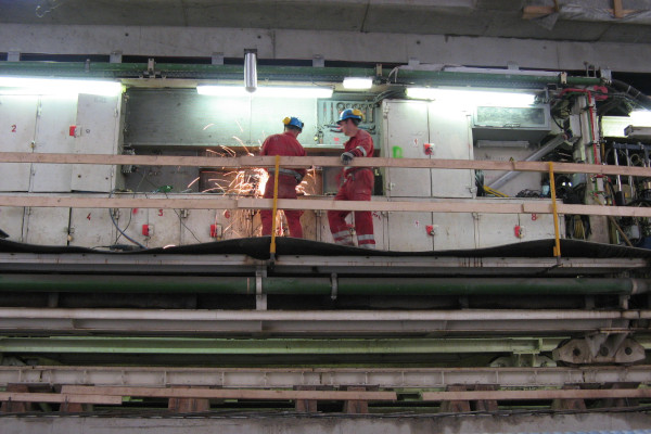 Budapest, M4 metró, Újbuda-központ, bélyegkép