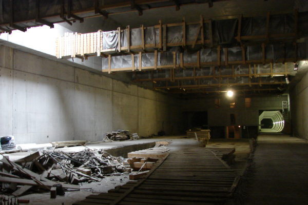 Budapest, M4 metró, Újbuda-központ, bélyegkép