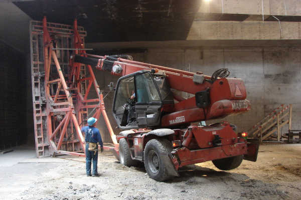 Budapest, M4 metró, Szent Gellért tér - Műegyetem, bélyegkép