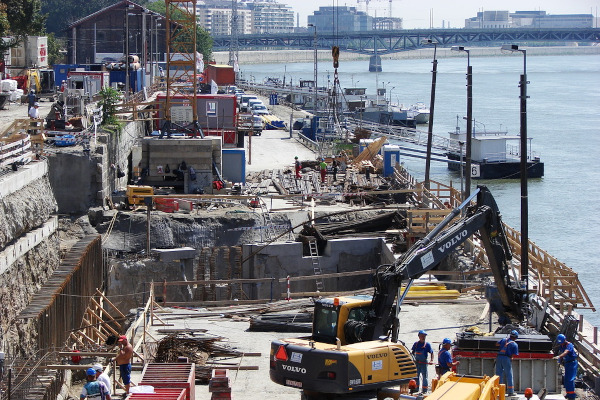 Budapest, M4 metró, Fővám tér, bélyegkép
