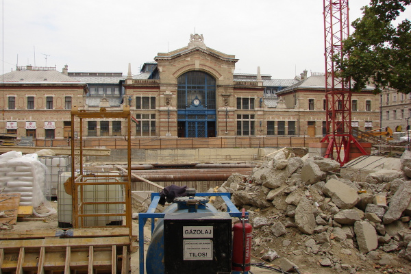 Budapest, M4 metró, Rákóczi tér, bélyegkép