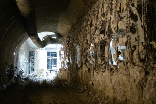 Budapest, M4 metró, Rákóczi tér, bélyegkép