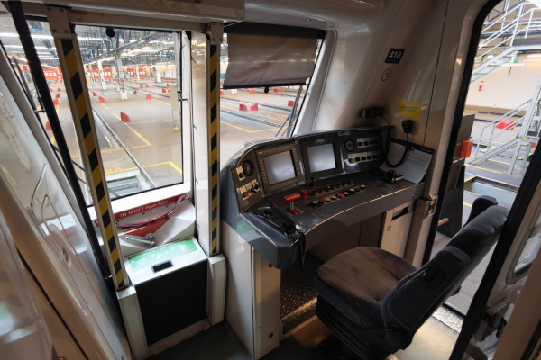 Budapest, Alstom METROPOLIS AM5-M2 jármű, bélyegkép