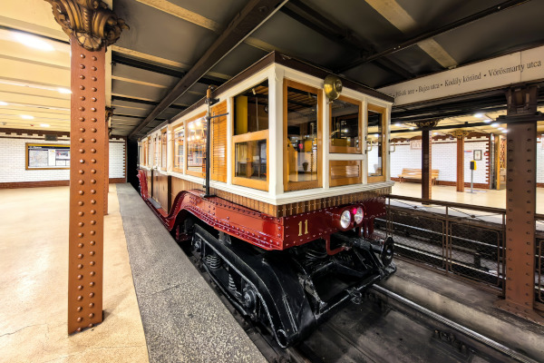 Budapest, MFAV, Schlick járművek, bélyegkép