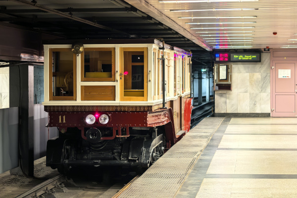 Budapest, MFAV, Schlick járművek, bélyegkép